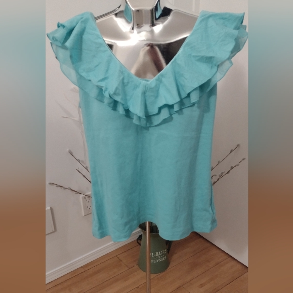 Vintage Chaps Ruffle Top size large ptp 20"